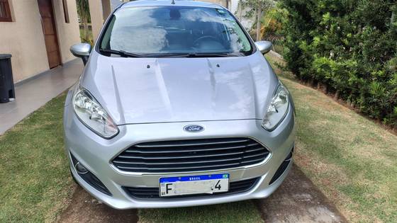 FORD FIESTA 1.6 TITANIUM HATCH 16V FLEX 4P POWERSHIFT